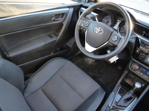 Used 2014 Toyota Corolla S image 9