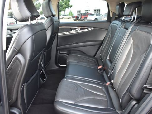 Used 2022 Lincoln Nautilus Reserve FWD image 14