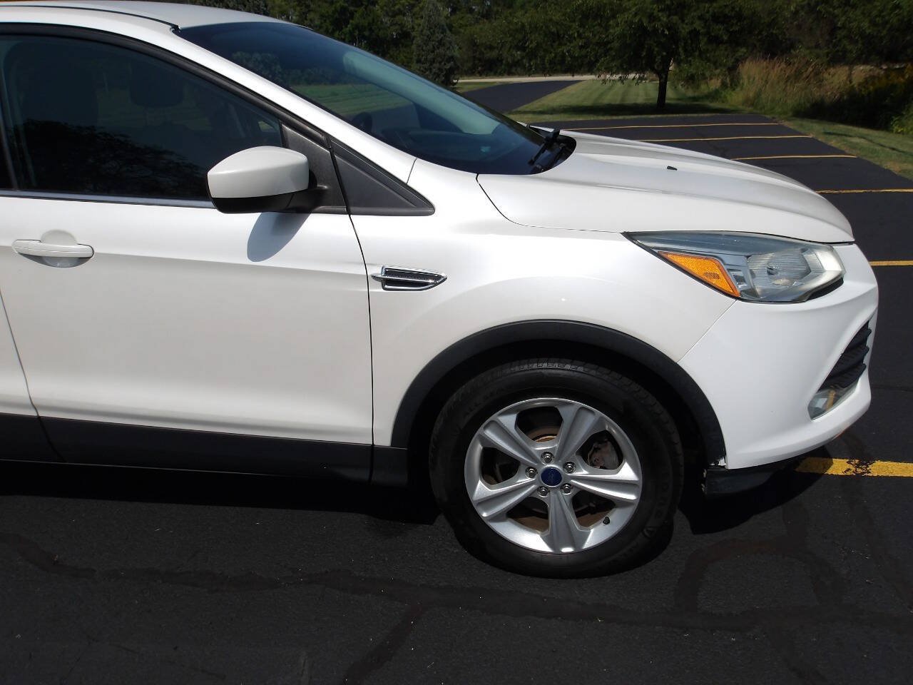 Used 2015 Ford Escape SE FWD image 28