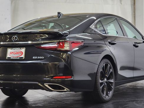 Used 2022 Lexus ES 350 F Sport w/ Accessory Package 2 image 5
