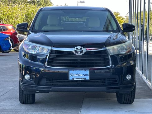 Used 2015 Toyota Highlander Plus AWD/4WD image 8