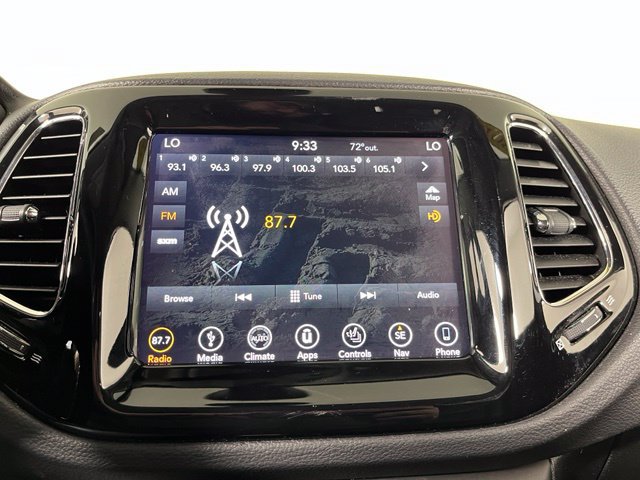 Used 2018 Jeep Compass Limited w/ Navigation Group AWD/4WD image 23