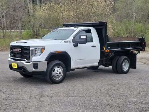 Used 2023 GMC Sierra 3500 Pro w/ Convenience Package AWD/4WD image 1