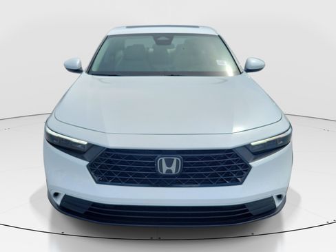 Used 2024 Honda Accord EX image 2