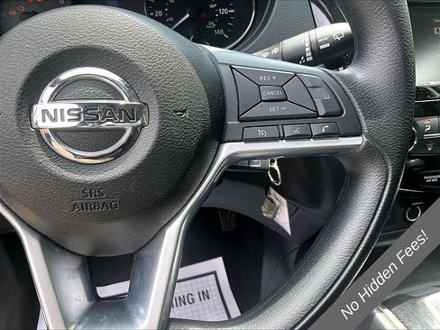 Used 2019 Nissan Rogue S AWD/4WD image 15