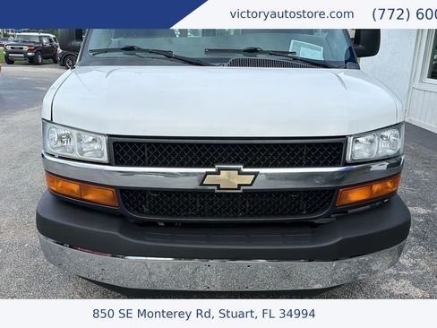 Used 2020 Chevrolet Express 2500 w/ Driver Convenience Package RWD image 12