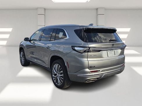 Used 2026 Buick Enclave Avenir w/ Super Cruise Package FWD image 3