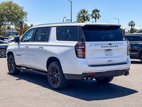 Used 2021 Chevrolet Suburban High Country w/ Premium Package AWD/4WD image 2