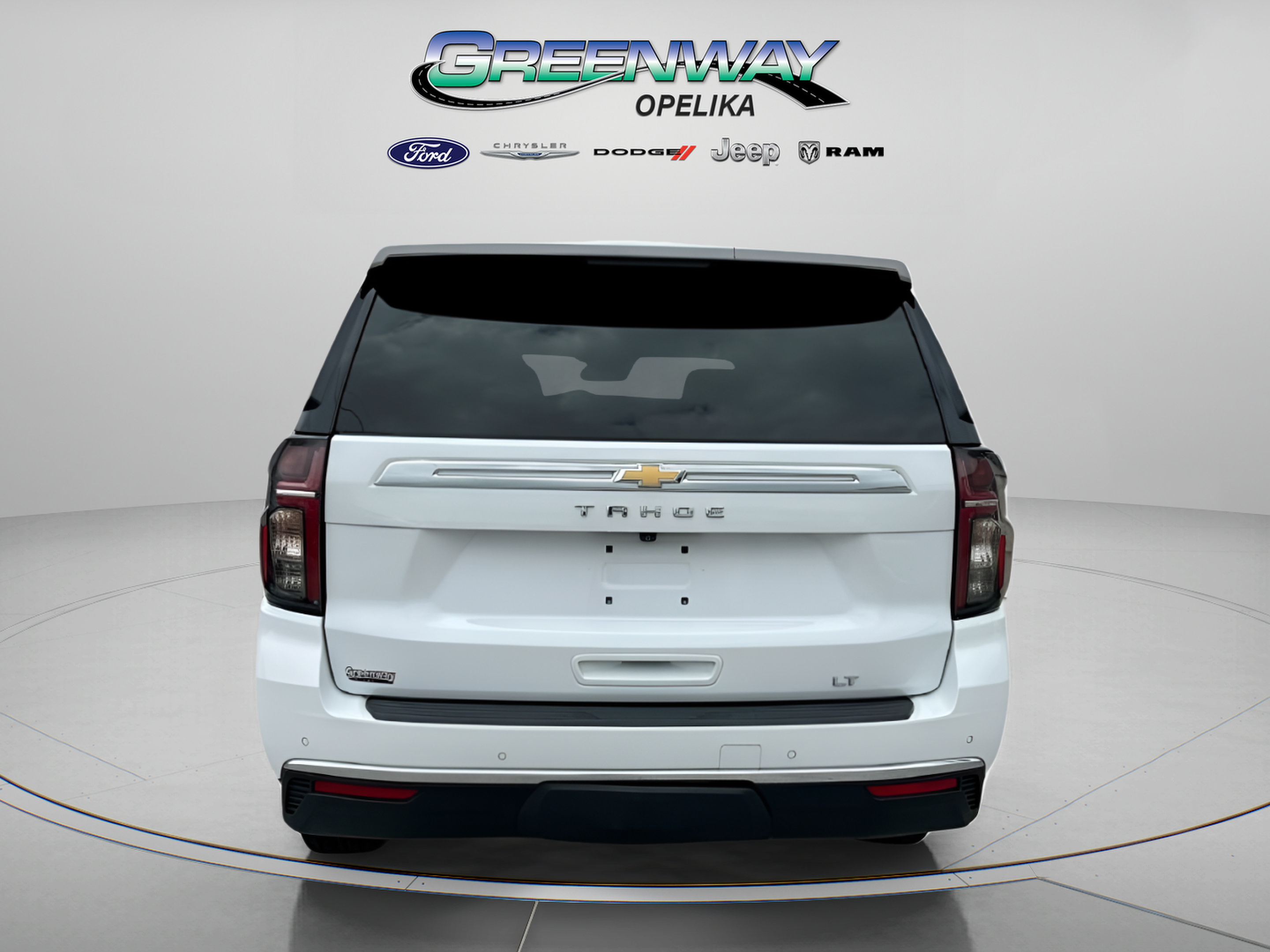 Used 2024 Chevrolet Tahoe LT w/ Luxury Package RWD image 7