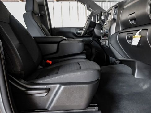 Used 2026 Chevrolet Silverado 2500 Custom w/ Custom Convenience Package AWD/4WD image 31