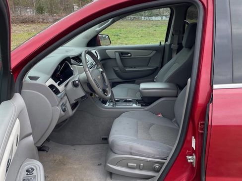 Used 2014 Chevrolet Traverse LT FWD image 4