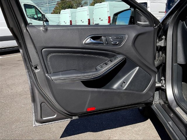 Used 2019 Mercedes-Benz GLA 250 4MATIC image 22