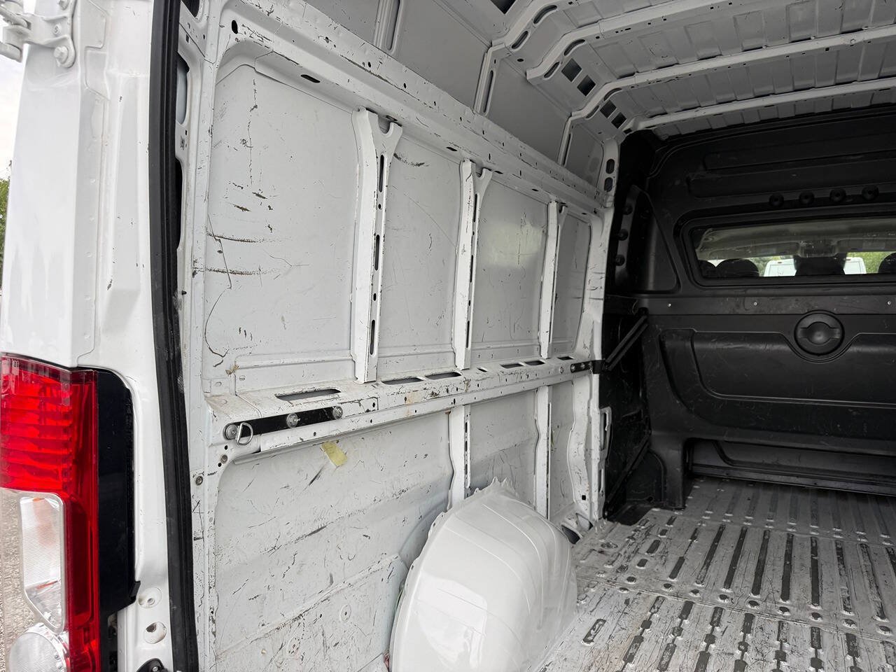 Used 2023 RAM ProMaster 3500 FWD image 24