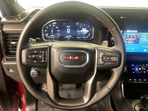 Certified 2025 GMC Sierra 1500 AT4 w/ AT4 Premium Package AWD/4WD image 19