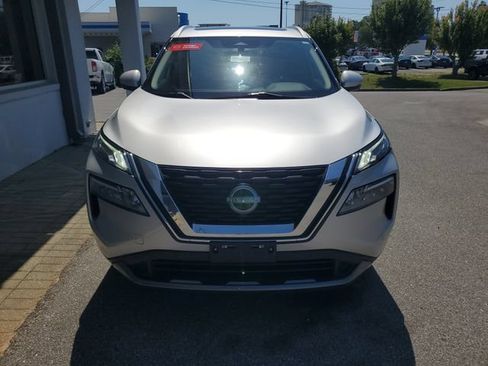 Certified 2023 Nissan Rogue SL w/ SL Premium Package FWD image 7