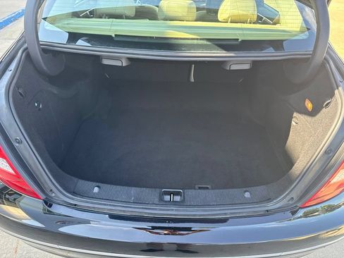 Used 2013 Mercedes-Benz C 300 4MATIC Sedan image 25