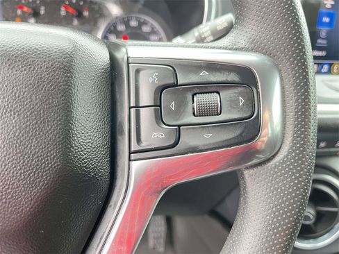 Used 2022 Chevrolet Blazer LT image 17