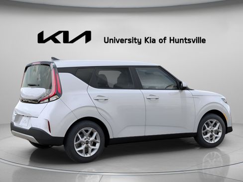 New 2025 Kia Soul LX image 9