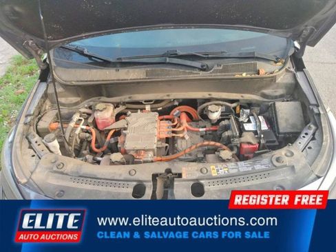 Used 2022 Chevrolet Bolt EUV LT image 13