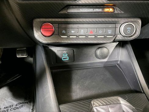 Used 2024 Ford Mustang Coupe image 33