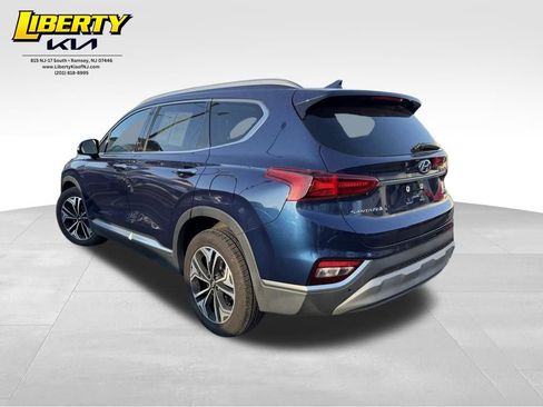 Used 2019 Hyundai Santa Fe AWD image 5