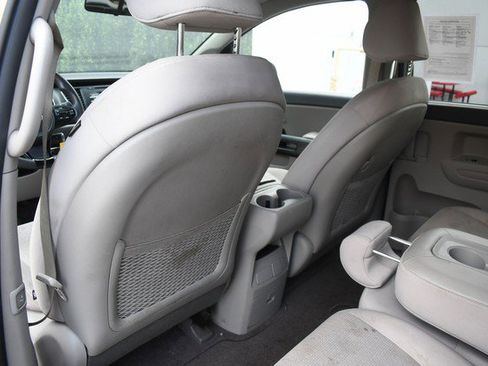 Used 2016 Kia Sedona LX w/ LX Convenience Package FWD image 21