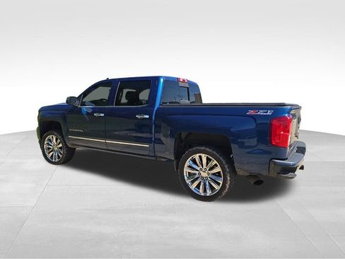 Used 2016 Chevrolet Silverado 1500 LTZ Z71 w/ LTZ Plus Package AWD/4WD image 16
