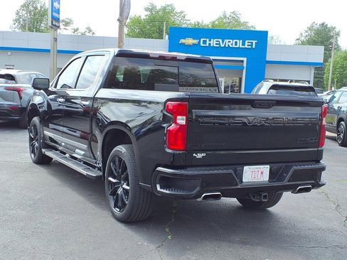 Used 2023 Chevrolet Silverado 1500 High Country w/ High Country Premium Package image 4