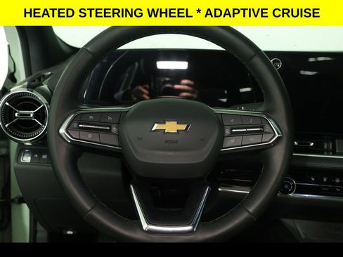 Used 2026 Chevrolet Equinox LT FWD image 5