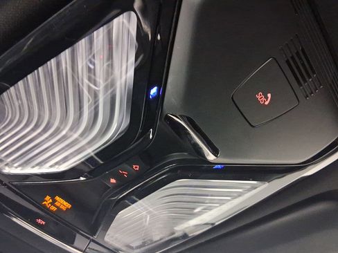 Used 2025 BMW X5 sDrive40i image 27