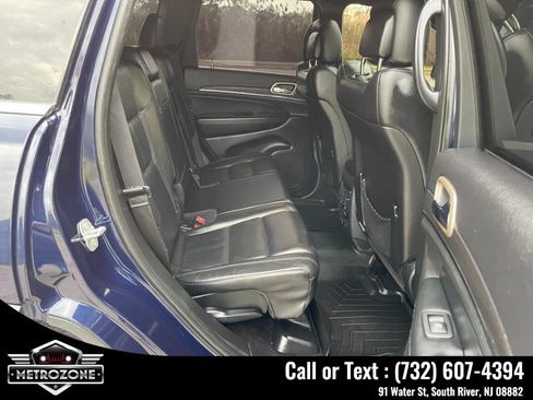 Used 2016 Jeep Grand Cherokee Limited image 23