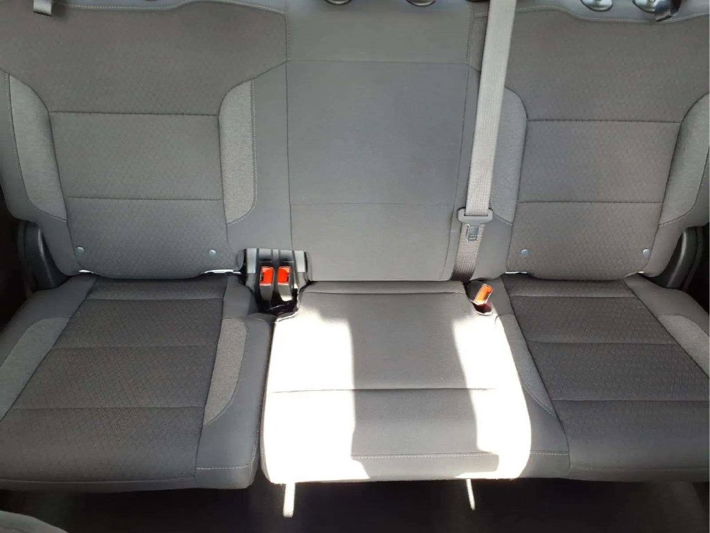 Used 2025 Chevrolet Silverado 1500 LT RWD image 16