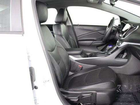 Used 2018 Chevrolet Volt LT w/ LT Driver Confidence Package FWD image 27