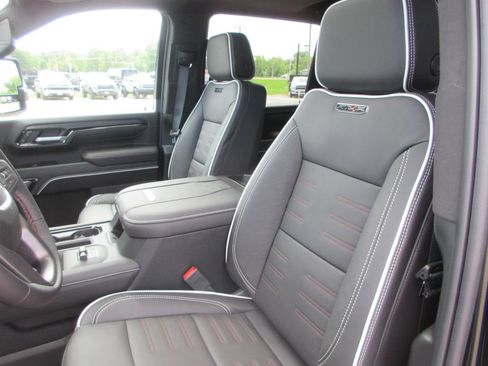 New 2026 GMC Sierra 2500 AT4X AWD/4WD image 13