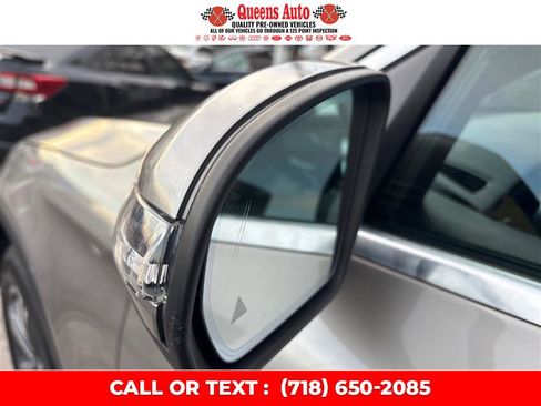 Used 2019 Mercedes-Benz GLC 300 GLC 300 4MATIC SUV w/ Premium Package image 35