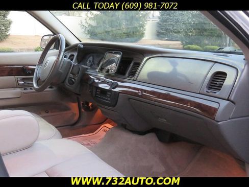 Used 2010 Mercury Grand Marquis LS image 6