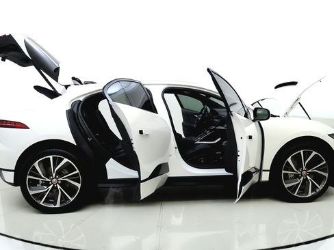 Used 2023 Jaguar I-PACE HSE AWD/4WD image 15