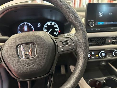 Used 2023 Honda HR-V LX image 21