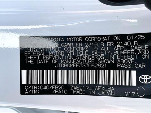 Used 2025 Toyota Corolla LE FWD image 29