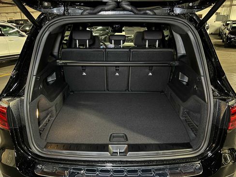 New 2026 Mercedes-Benz GLB 250 4MATIC image 17
