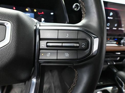 Used 2024 GMC Canyon AT4 w/ AT4 Premium Package image 31