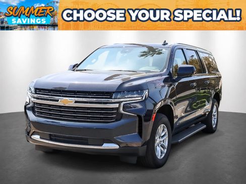 Used 2024 Chevrolet Suburban LT AWD/4WD image 1