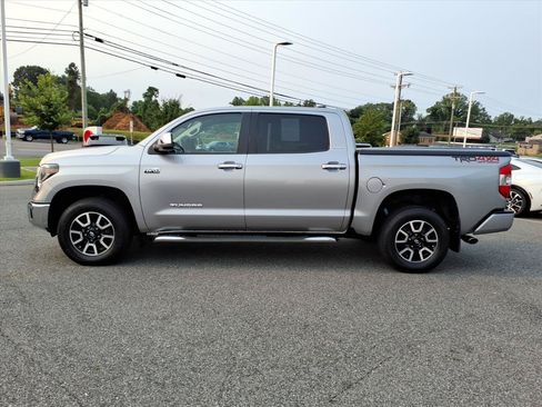 Used 2020 Toyota Tundra Limited w/ Limited Premium Package AWD/4WD image 13