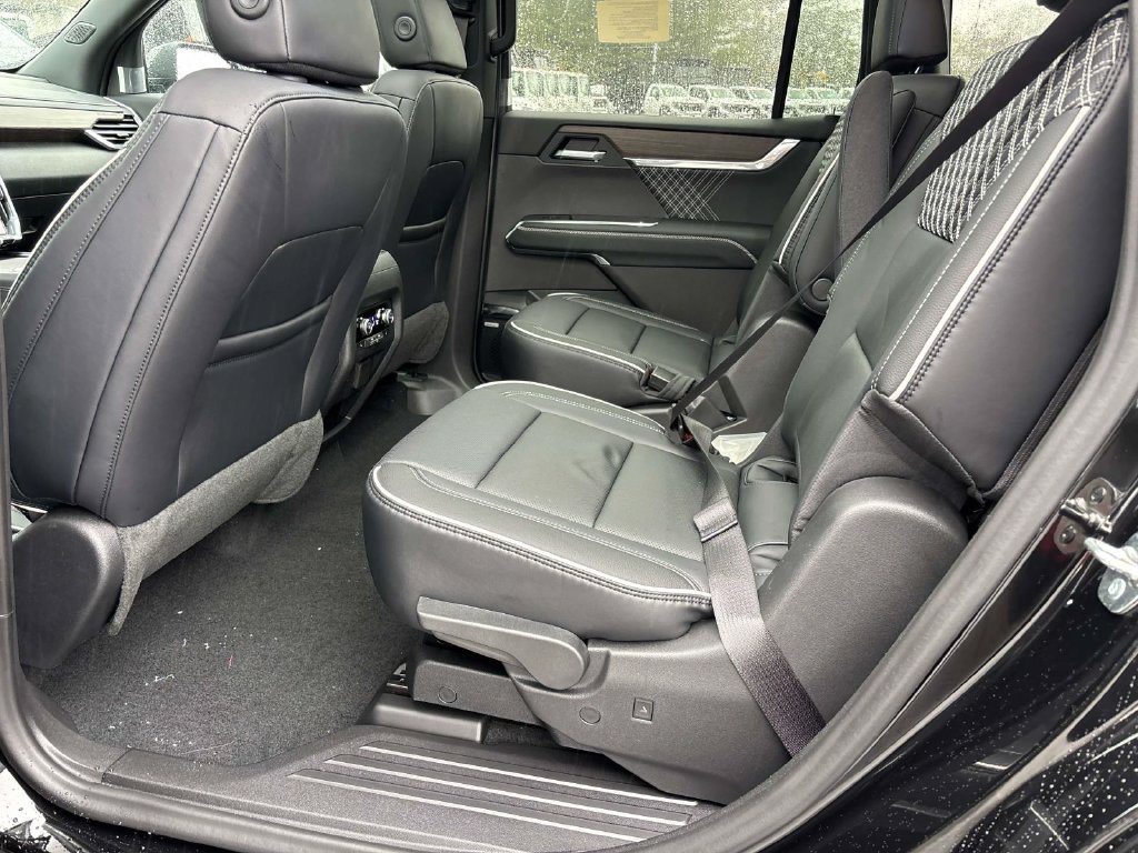 New 2027 GMC Acadia Denali AWD/4WD image 9
