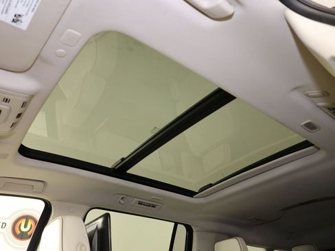 Used 2021 GMC Yukon XL Denali w/ Denali Ultimate Package image 15