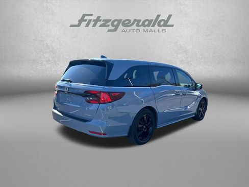 Used 2023 Honda Odyssey Sport image 5