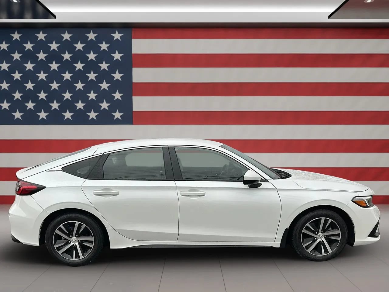 Used 2024 Honda Civic LX image 3