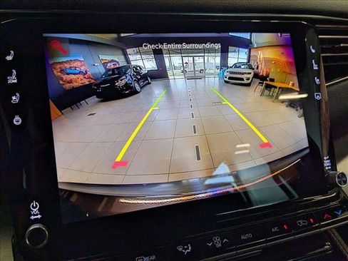 New 2025 Jeep Wagoneer Series II image 13