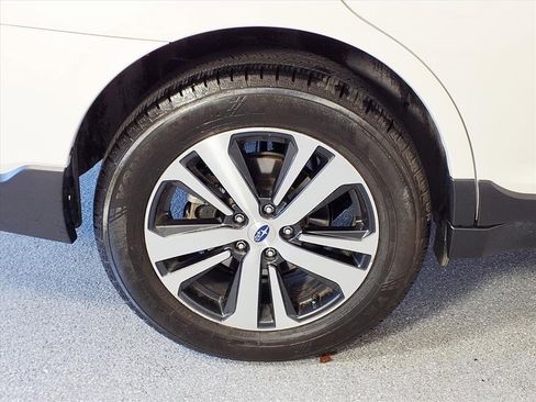 Used 2019 Subaru Outback 2.5i Limited image 10