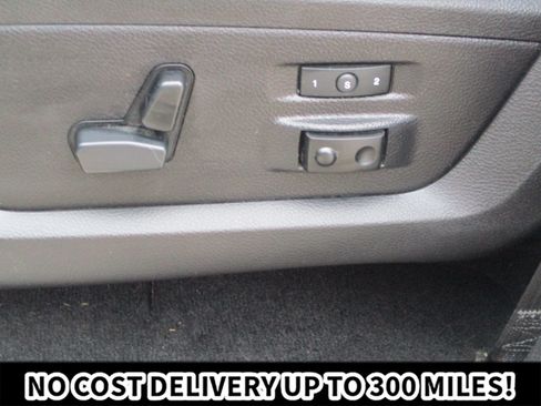 Used 2016 RAM 1500 Limited AWD/4WD image 23